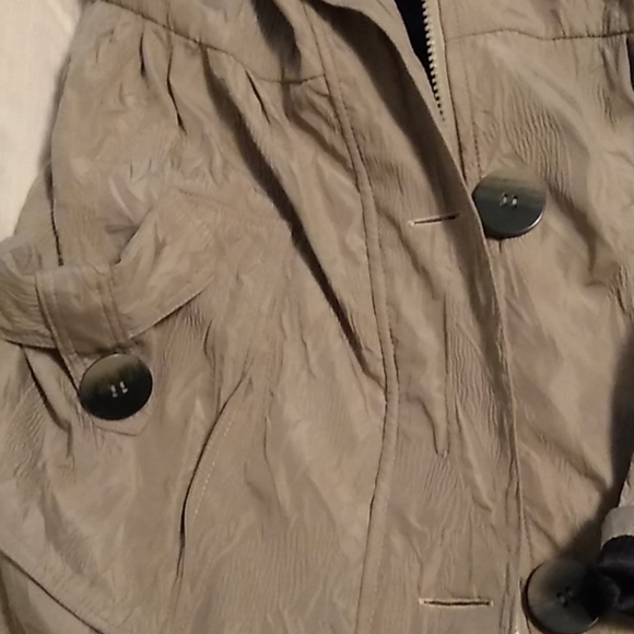 Jacket - Picture 5 of 5